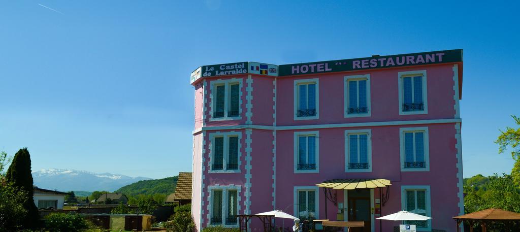 Le Castel De Larralde Assat Exterior foto
